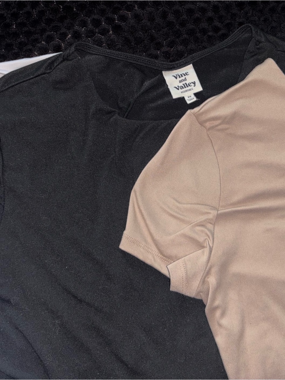 Vine and Valley 3 Pack Tee - Black & Taupe & White
